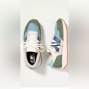 NEW BALANCE
237 Multicolour Sneakers - Women's Collection I Green size 6.5